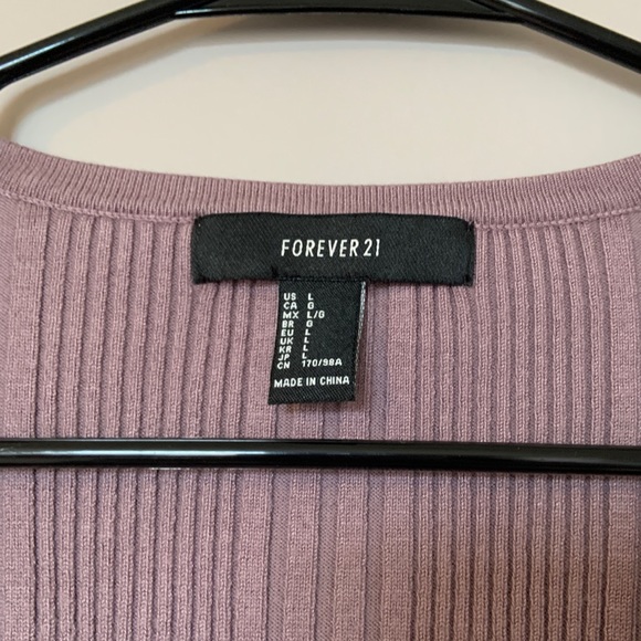 Rubbed V-neck sweater - Picture 2 of 3